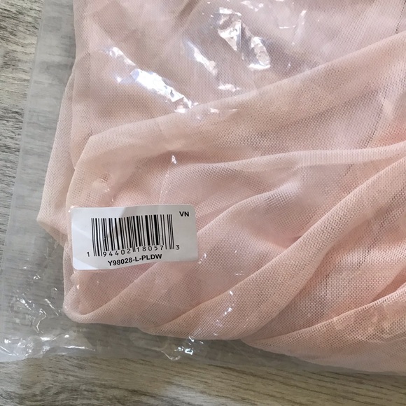 HOST PICK 🥰Venus bodycon ruched Dress Light Pink Great for weddings New - Picture 12 of 12